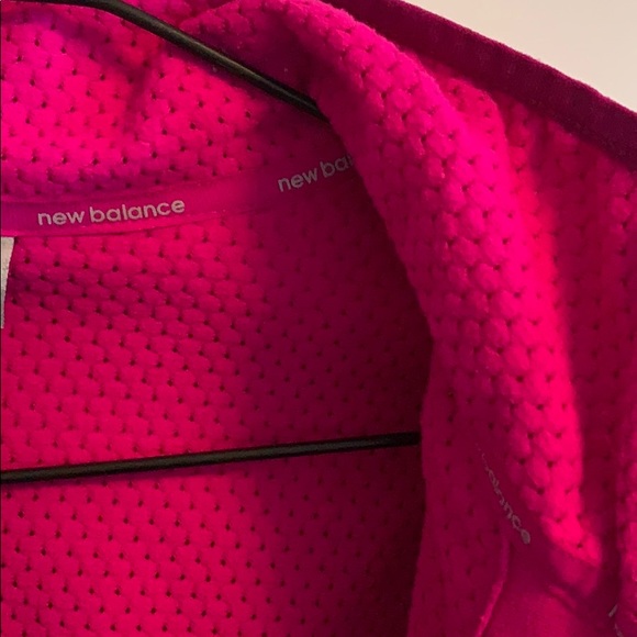 New Balance Running Jacket - Picture 6 of 9